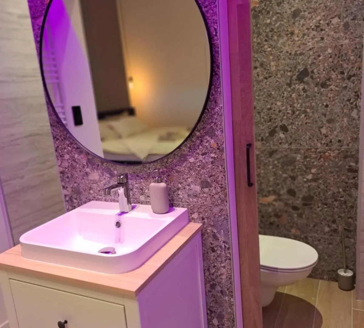 Boomgaard De Luxe Bed & Breakfast Antwerp Belgium